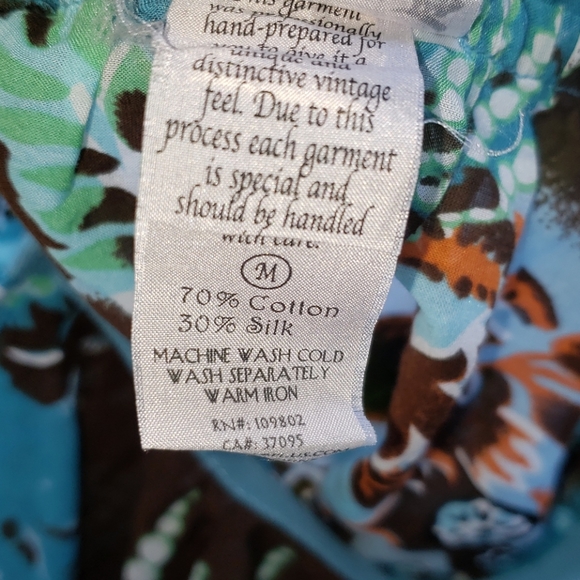 Da-Nang M Blue Floral Tank - Picture 8 of 8